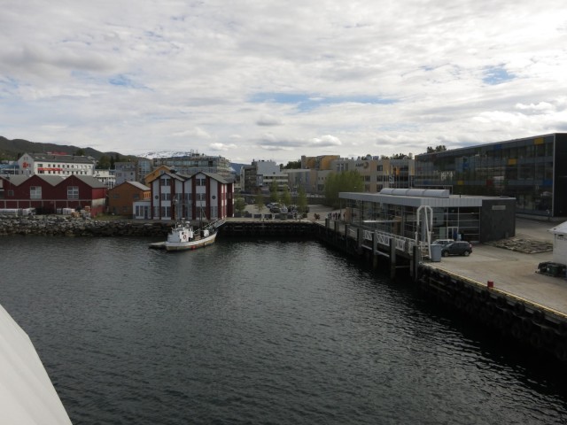 Hurtigruten_2015-06-21_11-09-1